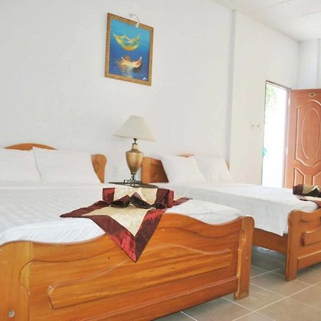 Phi Yen Hotel Chi Khu Co Ong Esterno foto